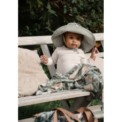 Elodie x William Morris Solhatt Pimpernel