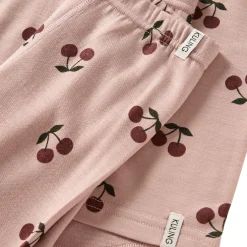 Gisborn Baselayer-set I Ull Och Bambu Woody Rose Cherry