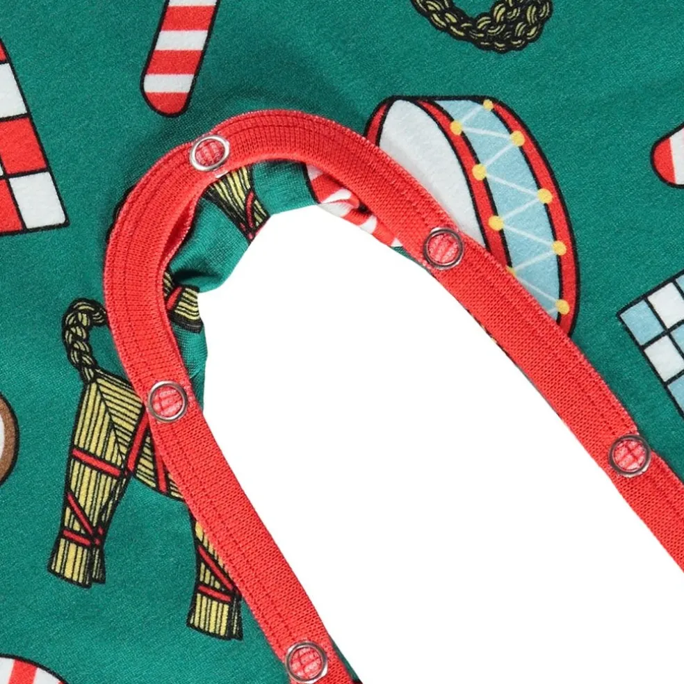 Onesie i Petroleum Green med juldekorationer