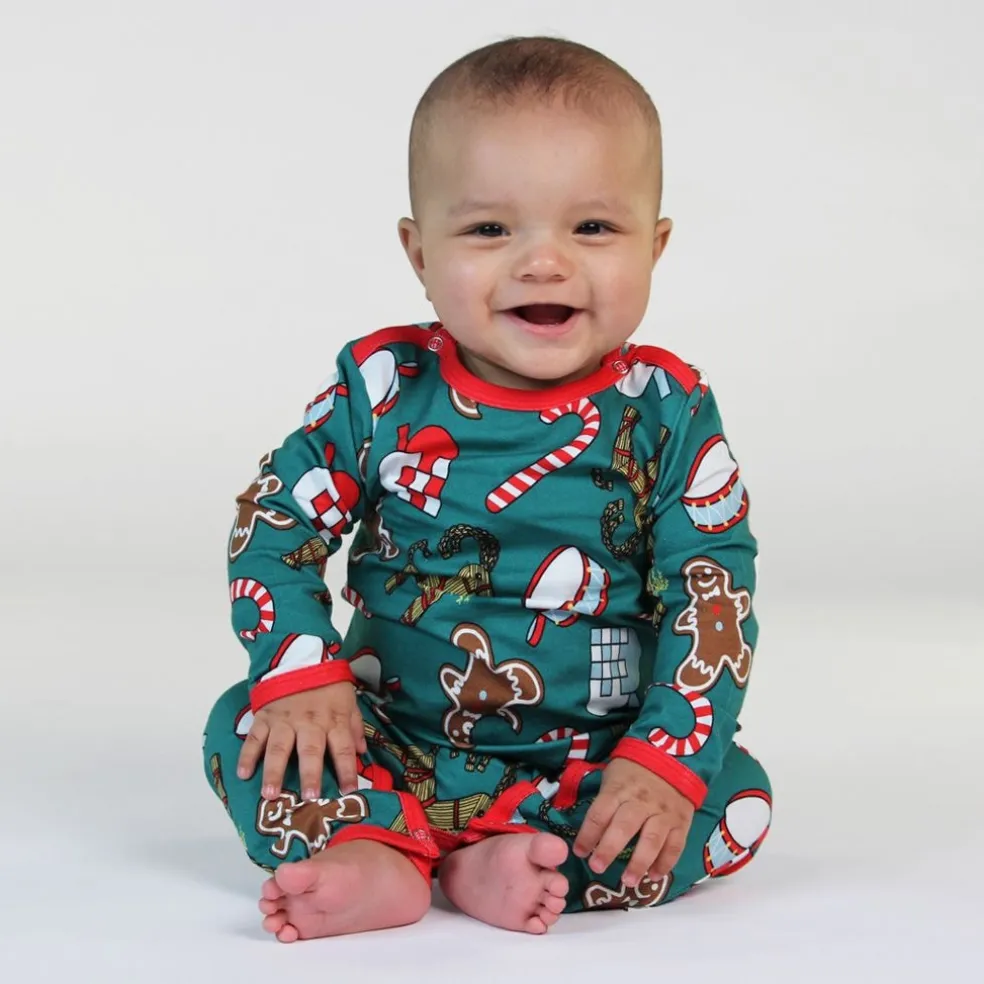 Onesie i Petroleum Green med juldekorationer