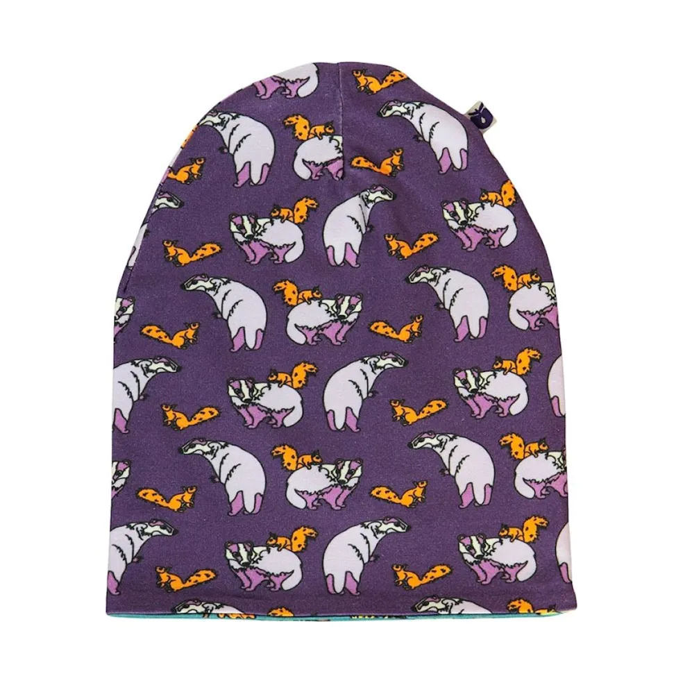 Reversible beanie with badger, fox and Fall leaves Loganberry