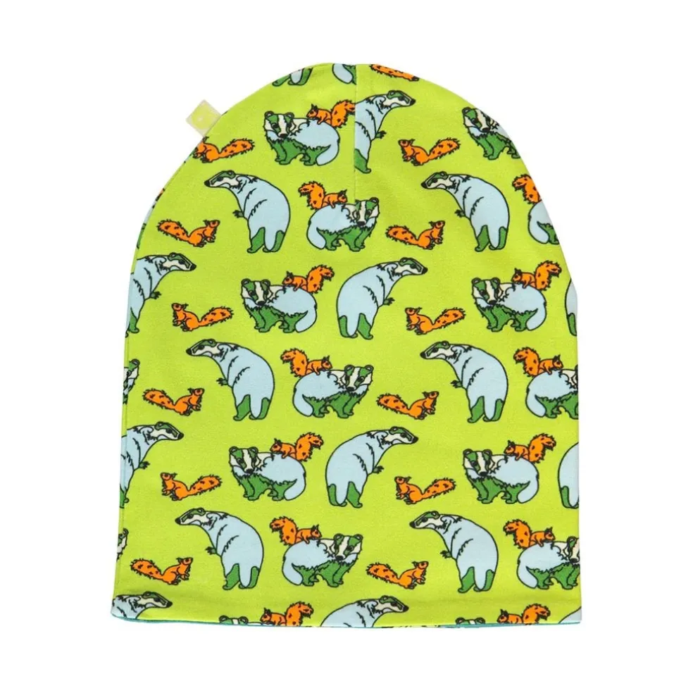 Reversible beanie with badger, fox and Fall leaves Pear Green