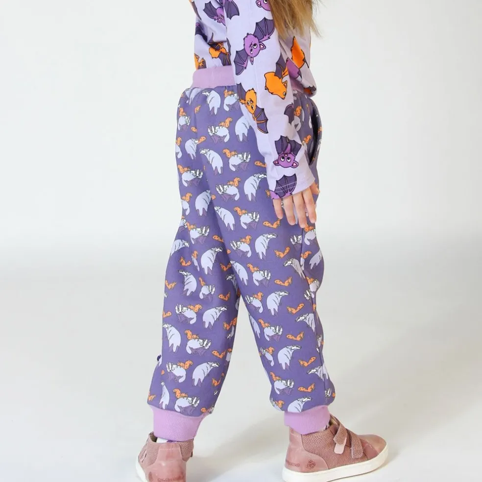 Sweatpants with badger and squirrel Loganberry