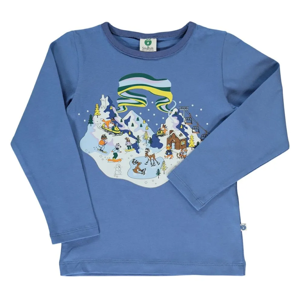 T-shirt i Federal Blue med vinterlandskapsdesign