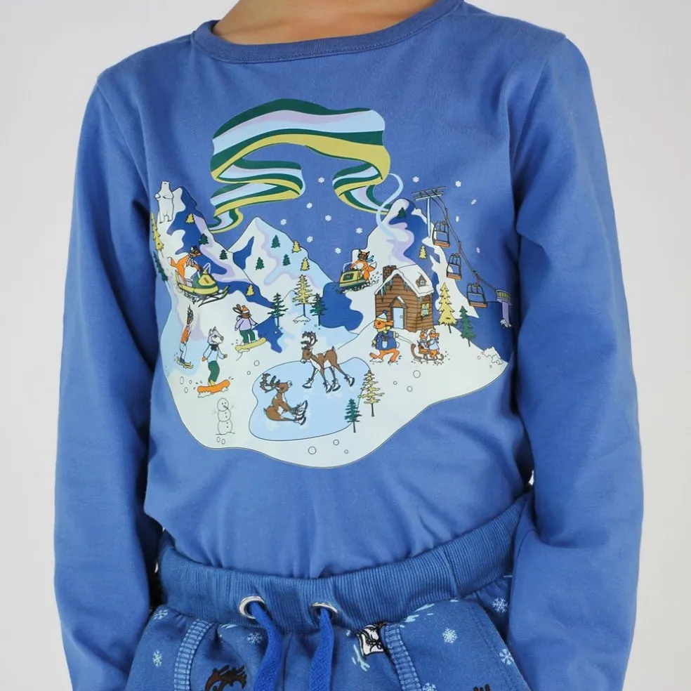 T-shirt i Federal Blue med vinterlandskapsdesign