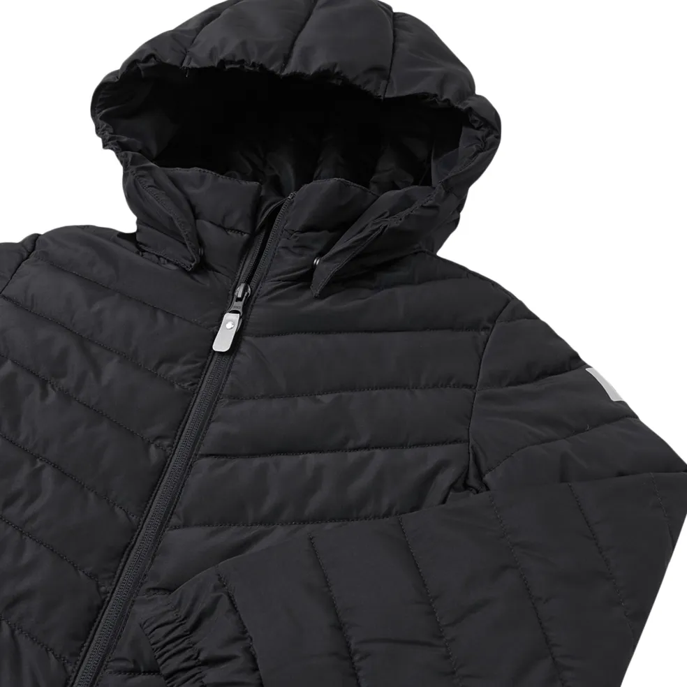 Uumaja Black