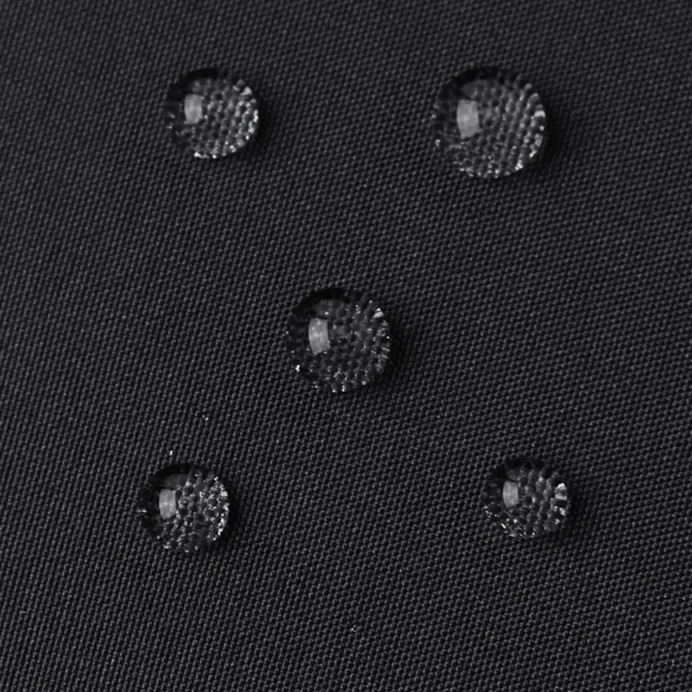 Uumaja Black